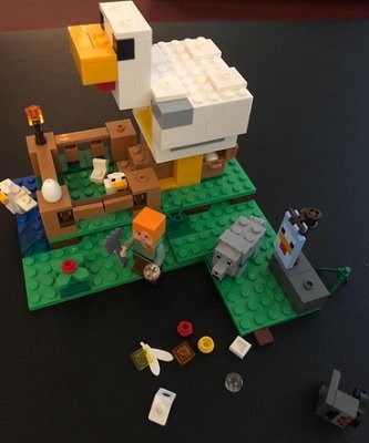 LEGO Minecraft The Chicken Coop 21140 Building Kit 198 Piece
